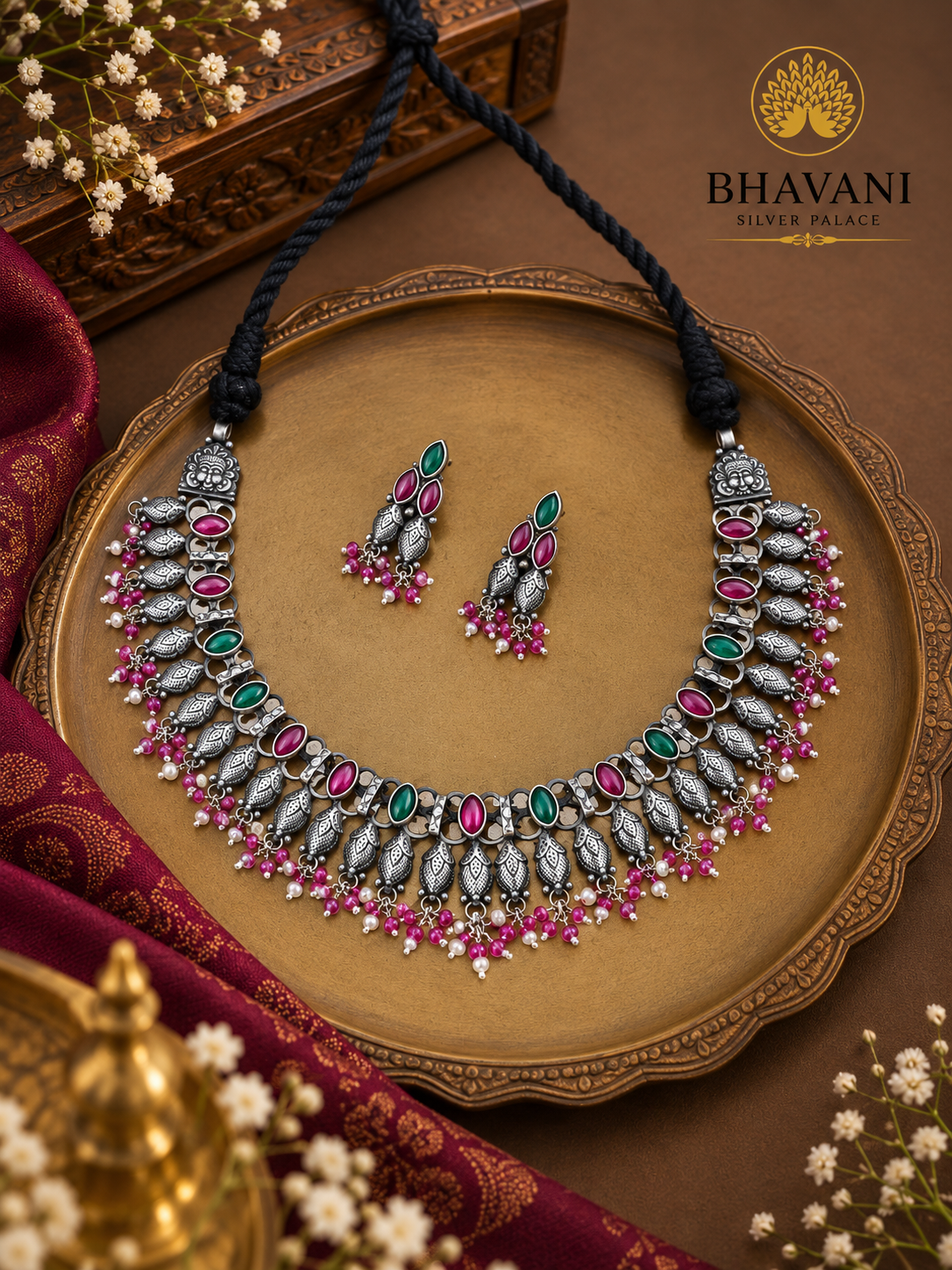 Vaidehi™ Emerald Crystal Set