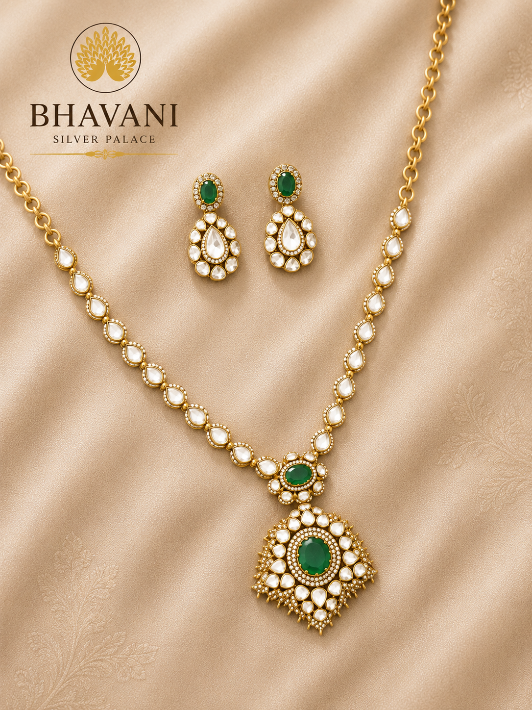 Vanya™ Crystal Pendant Necklace