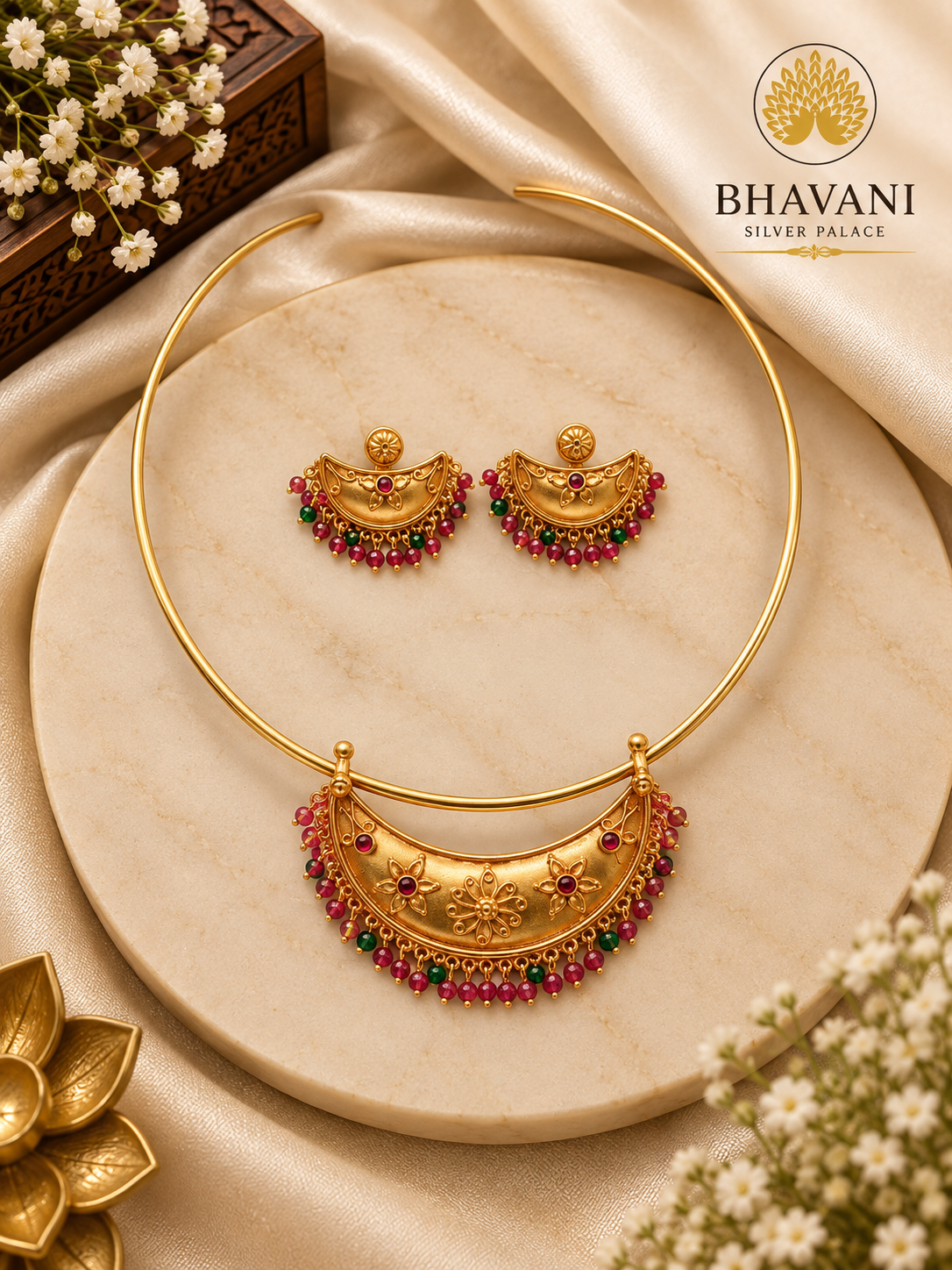 Harini Ruby Crescent Pendant Set
